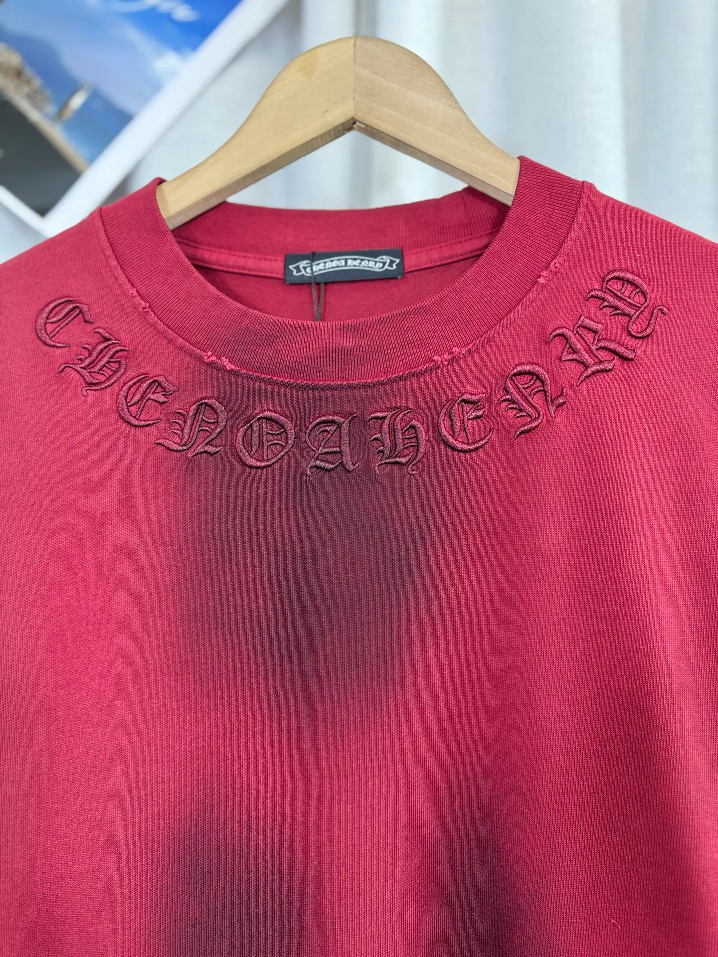 P260 ch high version Chrome Hearts 2025 new autumn and winter cross patch washed spray horse slip long-sleeved T-shirt, fabric: 26 double yarns, 320 grams weight, Angora red thread weaving, heavy wash water ➕ fried color + spray horse slip Printing process: patch embroidery, secondary color spray horse slip process Color: gray, red Size: S M L XL Style number: 5159